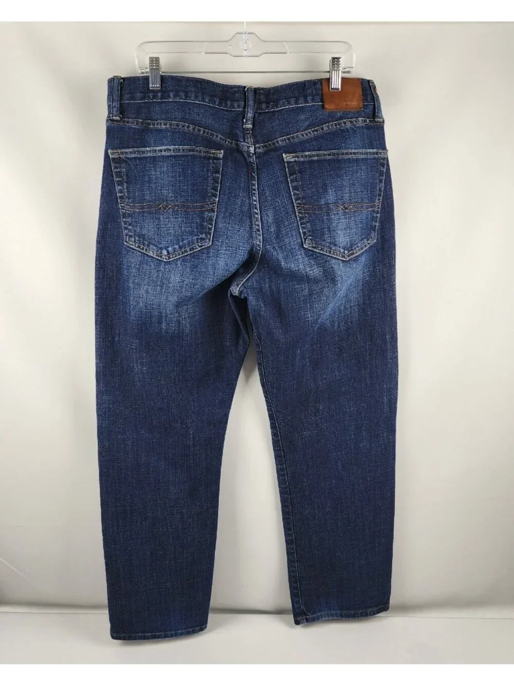 Lucky Brand Jeans Mens 36x30 Blue 329 Classic Straight Leg Dark Wash